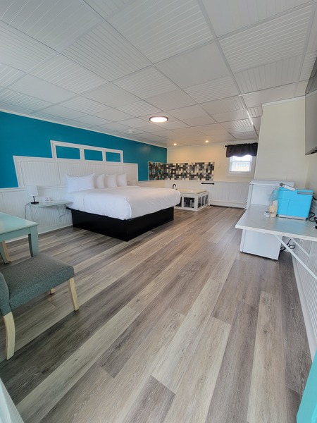 King Jacuzzi Suite Photo 1